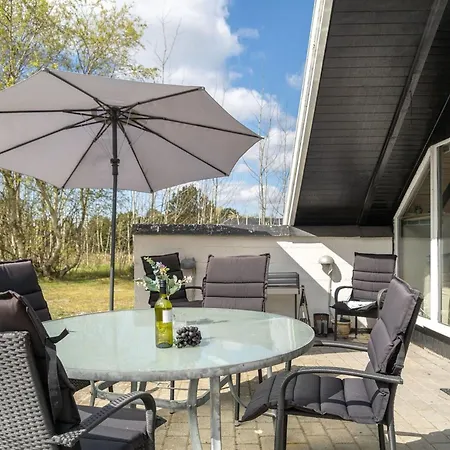 Prázdninový dům Arnfin - 160m From The Sea By Interhome *